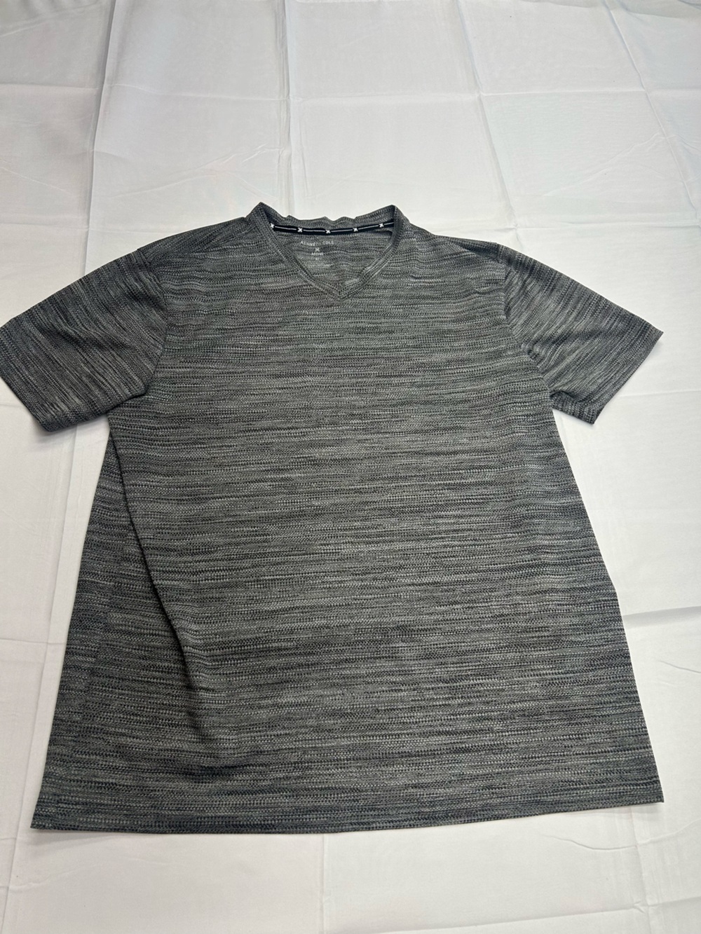 Kenneth Cole Active Men’s Space Dye V-Neck Performance Tee Gray XL